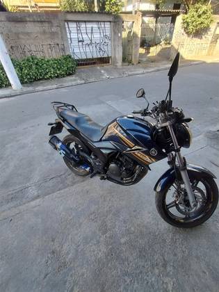 YAMAHA FAZER BLACK EDITION 